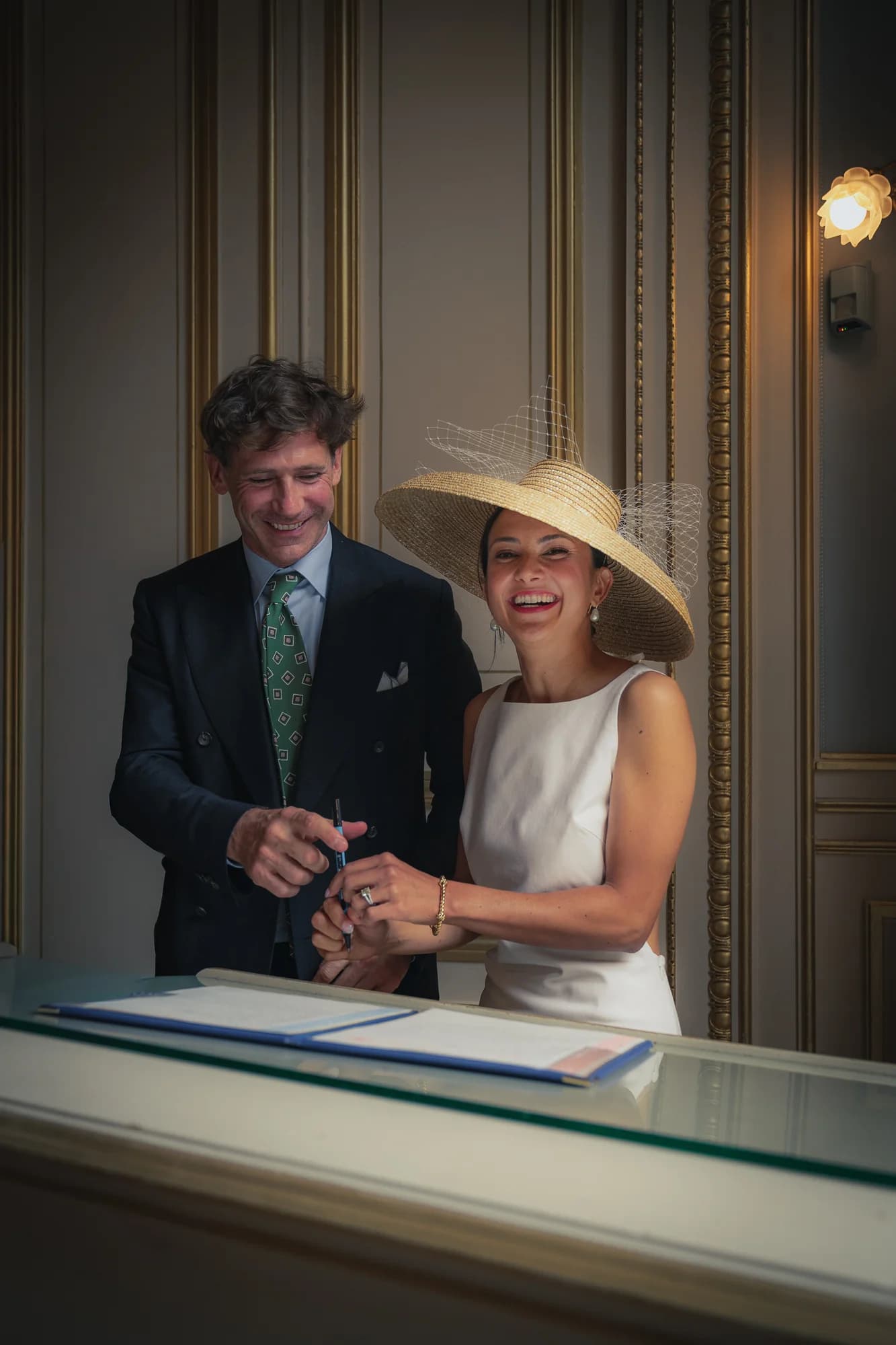 Martin et Marion à la signature du registre
